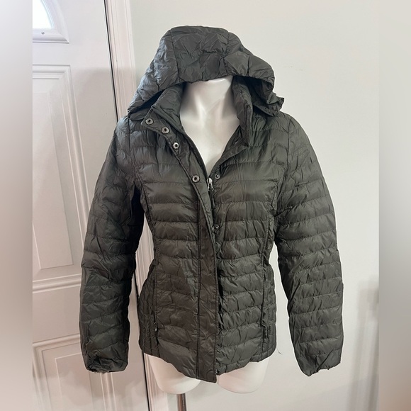 32 Degrees Jackets & Blazers - 32 Degrees Green Quilted Puffer Jacket with Hood
